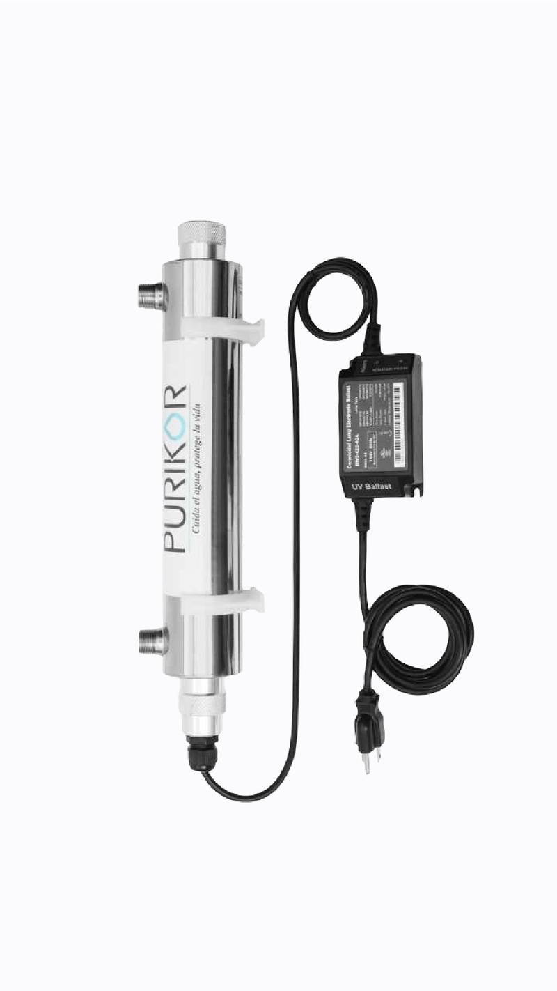 Lámpara de rayos UV marca PURIKOR 6 galones por minuto (Incluye foco)